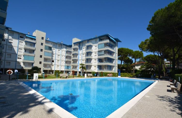 Lignano Riviera appartamento con piscina affitto vacanze